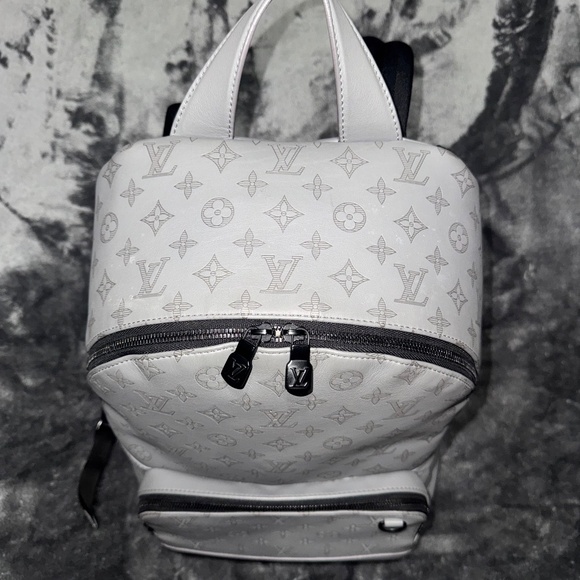 LV Monogram Shadow Racer Backpack - Picture 4 of 8